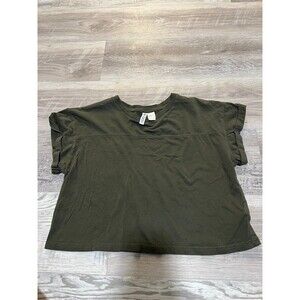 H&M crop top t shirt rolled sleeves green size xs but fits oversized